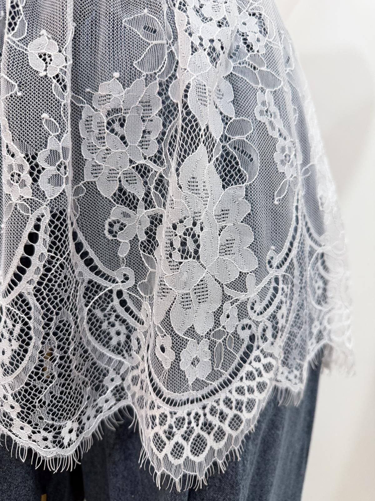 HY LACE