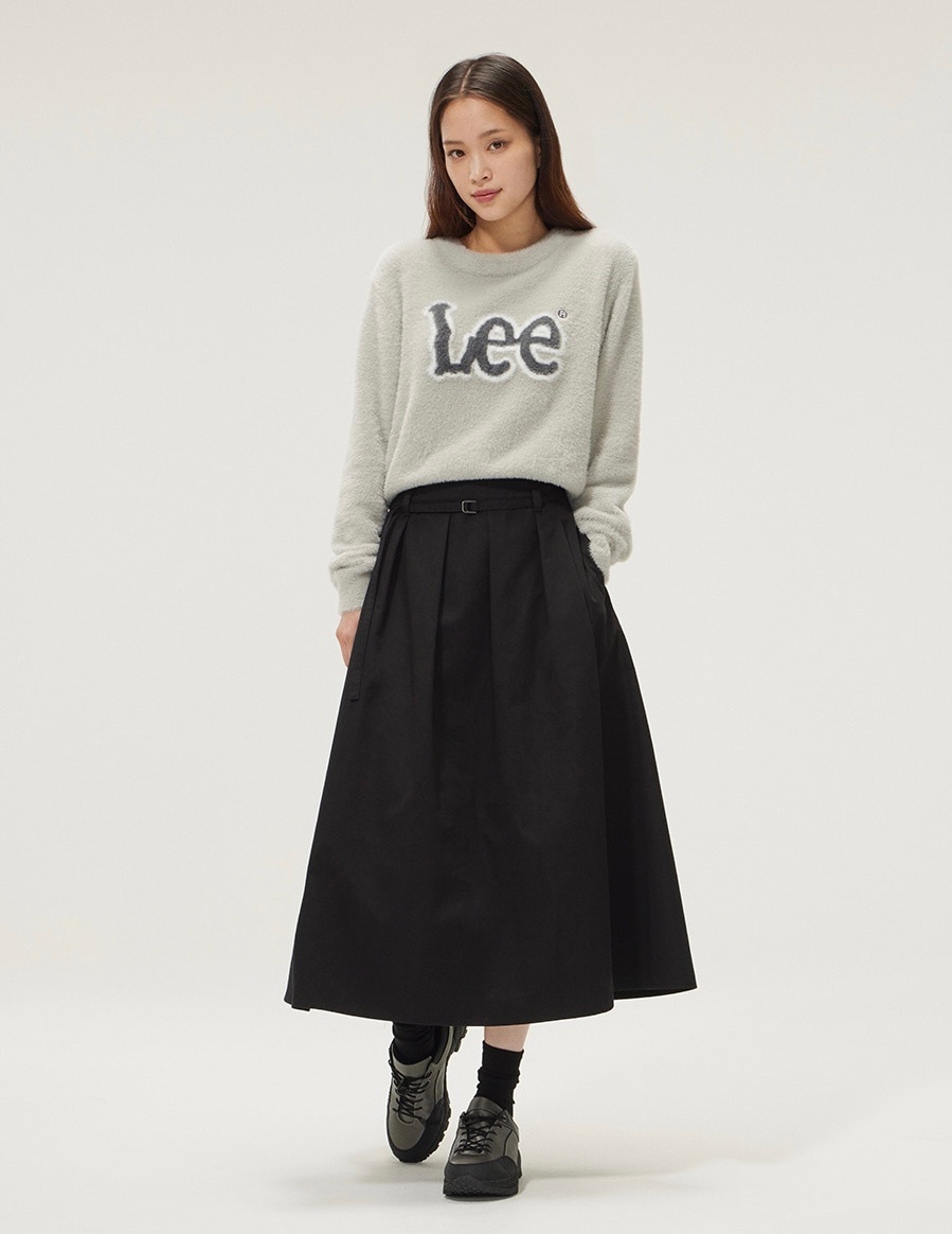【隨時截單！限時3折優惠預訂】韓國LEE WOMEN ROUND NECK HAIRY LOGO KNIT（2色）