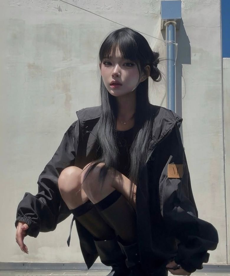 【9/4 - 9/6 週末優惠】韓國代購 MUCENT 經典Logo 皮標 Milan Signature Logo Hood Wind Breaker 連帽 防風夾克