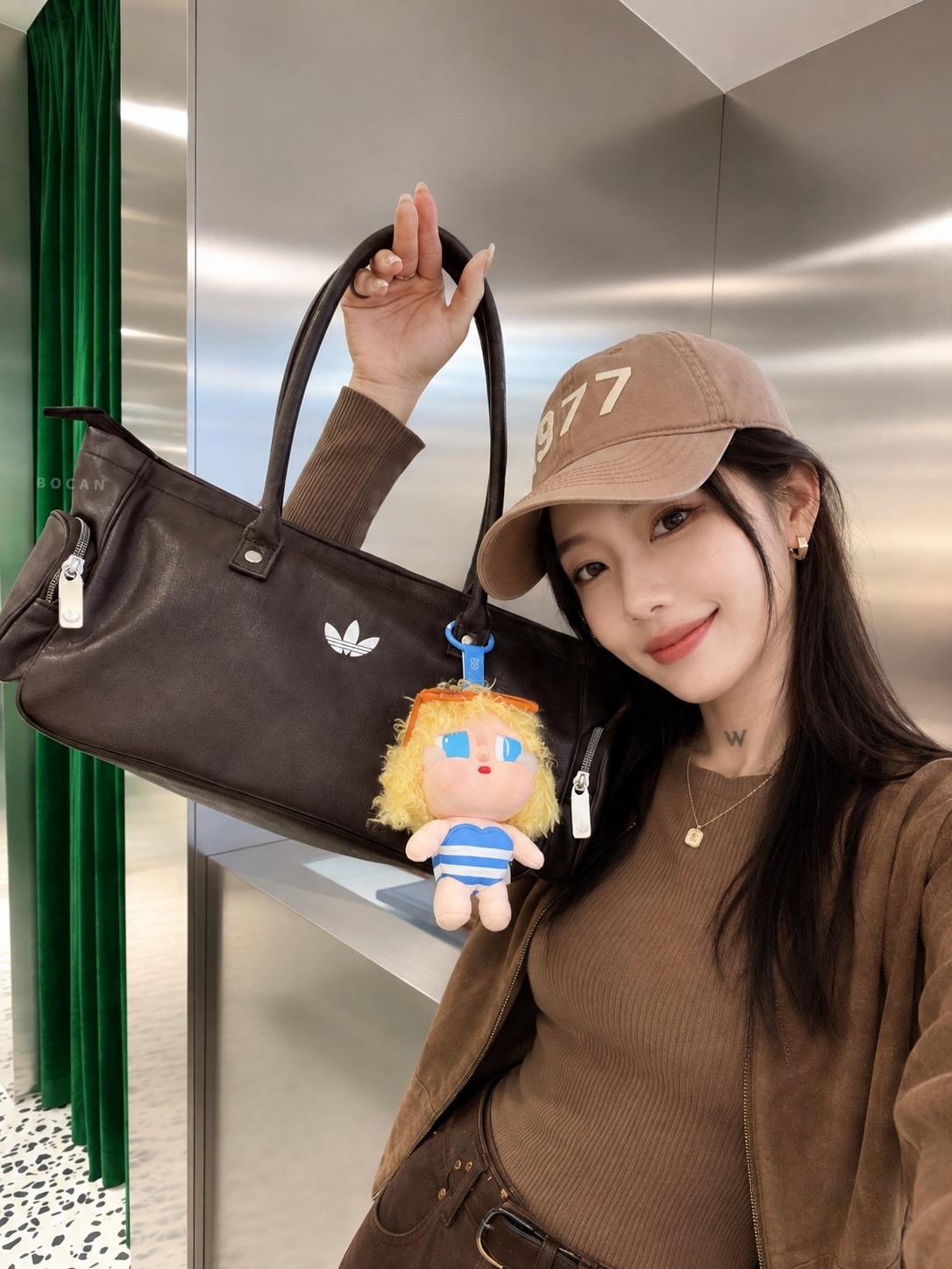 ADIDAS 復古 做舊 MIU系機車包 二色