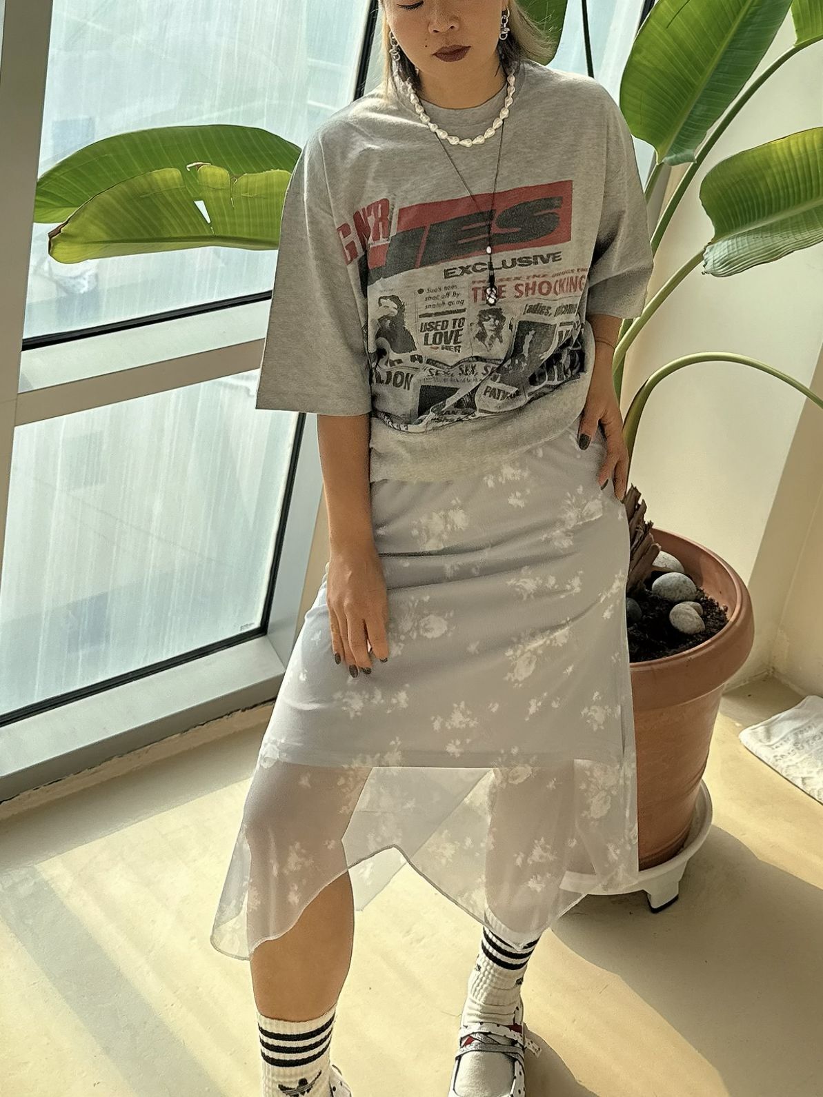 Painting look sheer mesh midi skirt