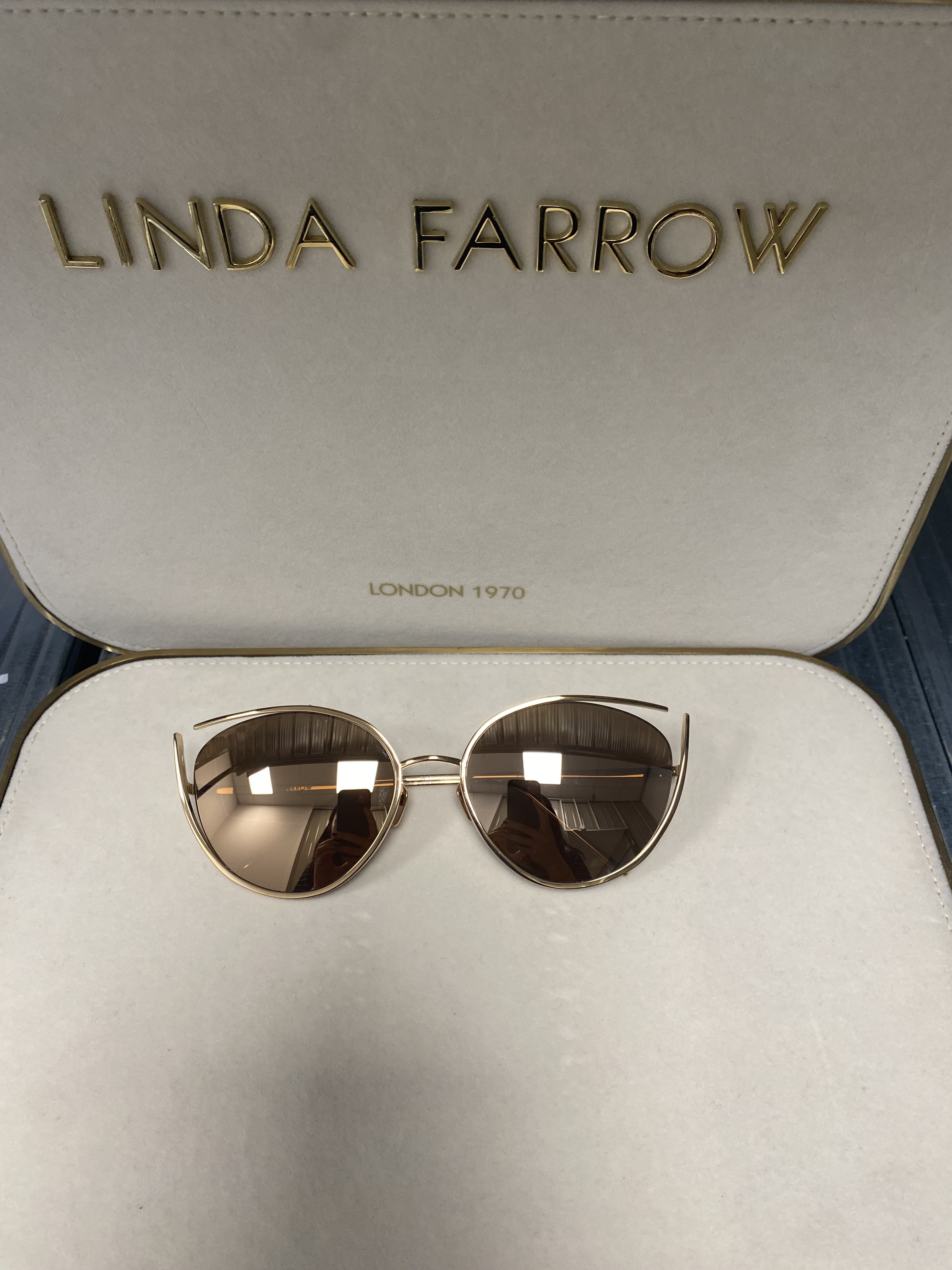 Linda Farrow 668 rose gold
