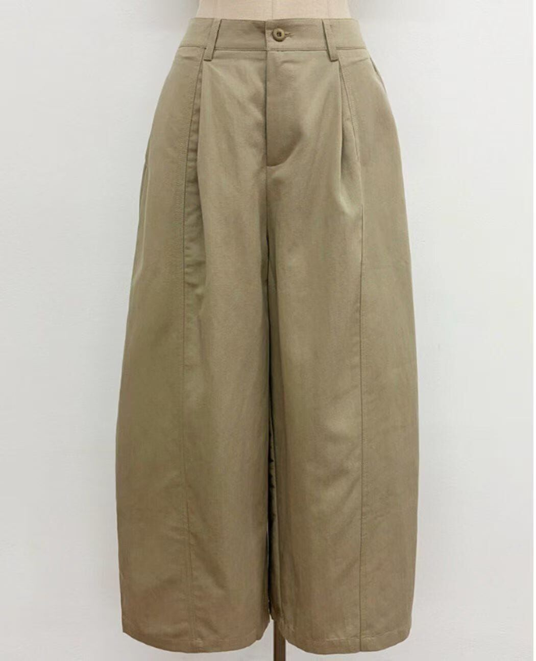 BM7134 前褶設計卡其寬褲
