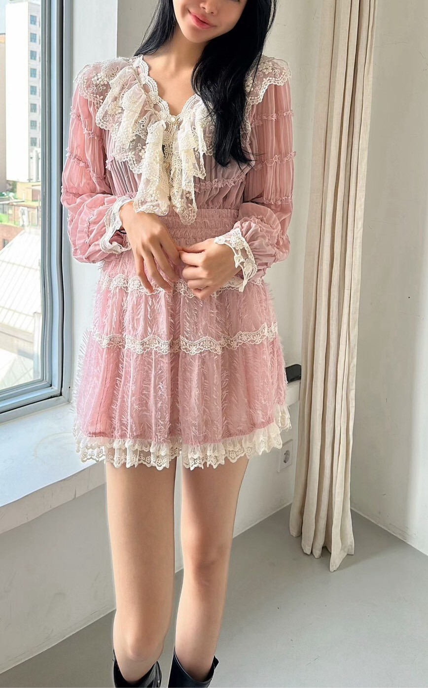 華麗V蕾絲竹結紗襯衫
