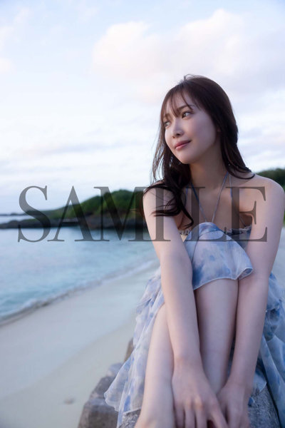 「R18.Japan」「預購」鈴木希寫真集 1st「Mare」 寫真集
