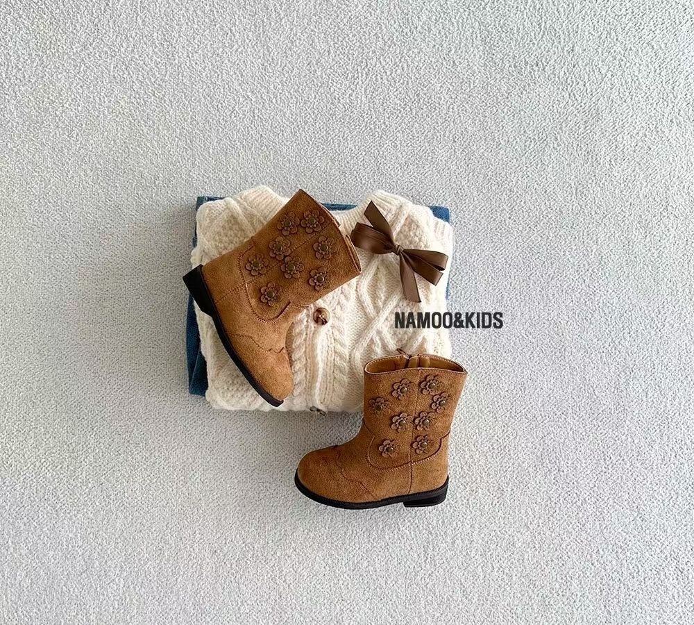 NAMOO Flower Suede Boots