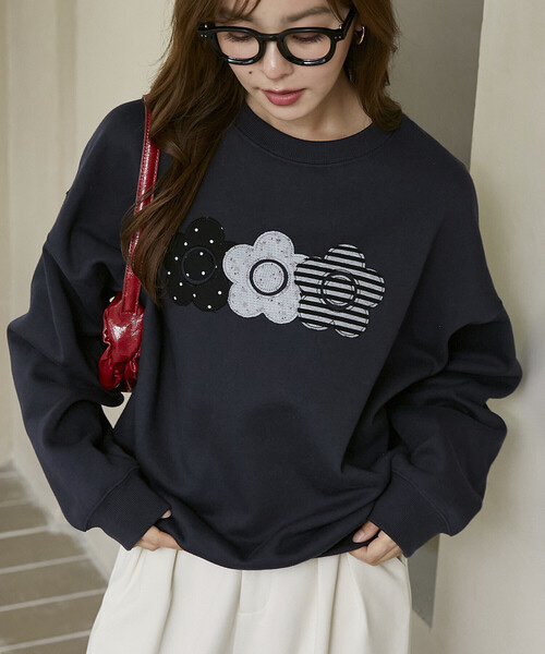 MARY QUANT × PUBLUX / Mixed Material Docking Triple Daisy Brushed Fleece Sweatshirt