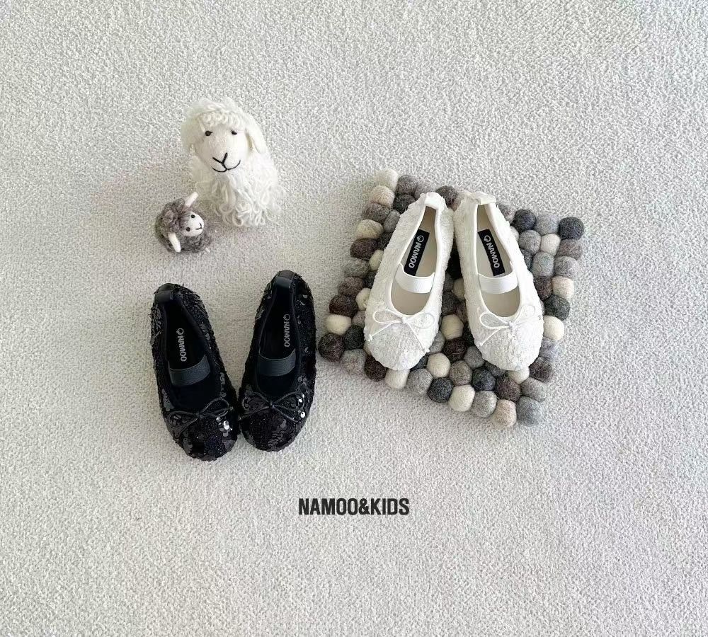 NAMOO Abe Spangle Mary Janes