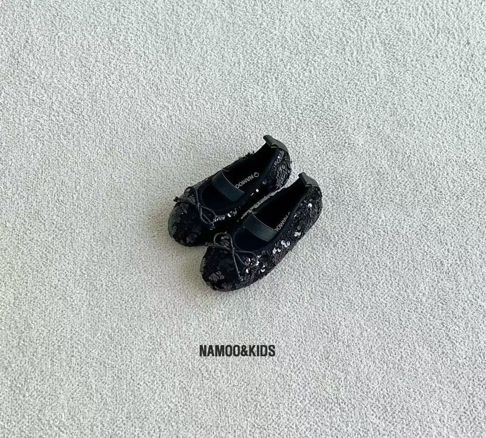 NAMOO Abe Spangle Mary Janes