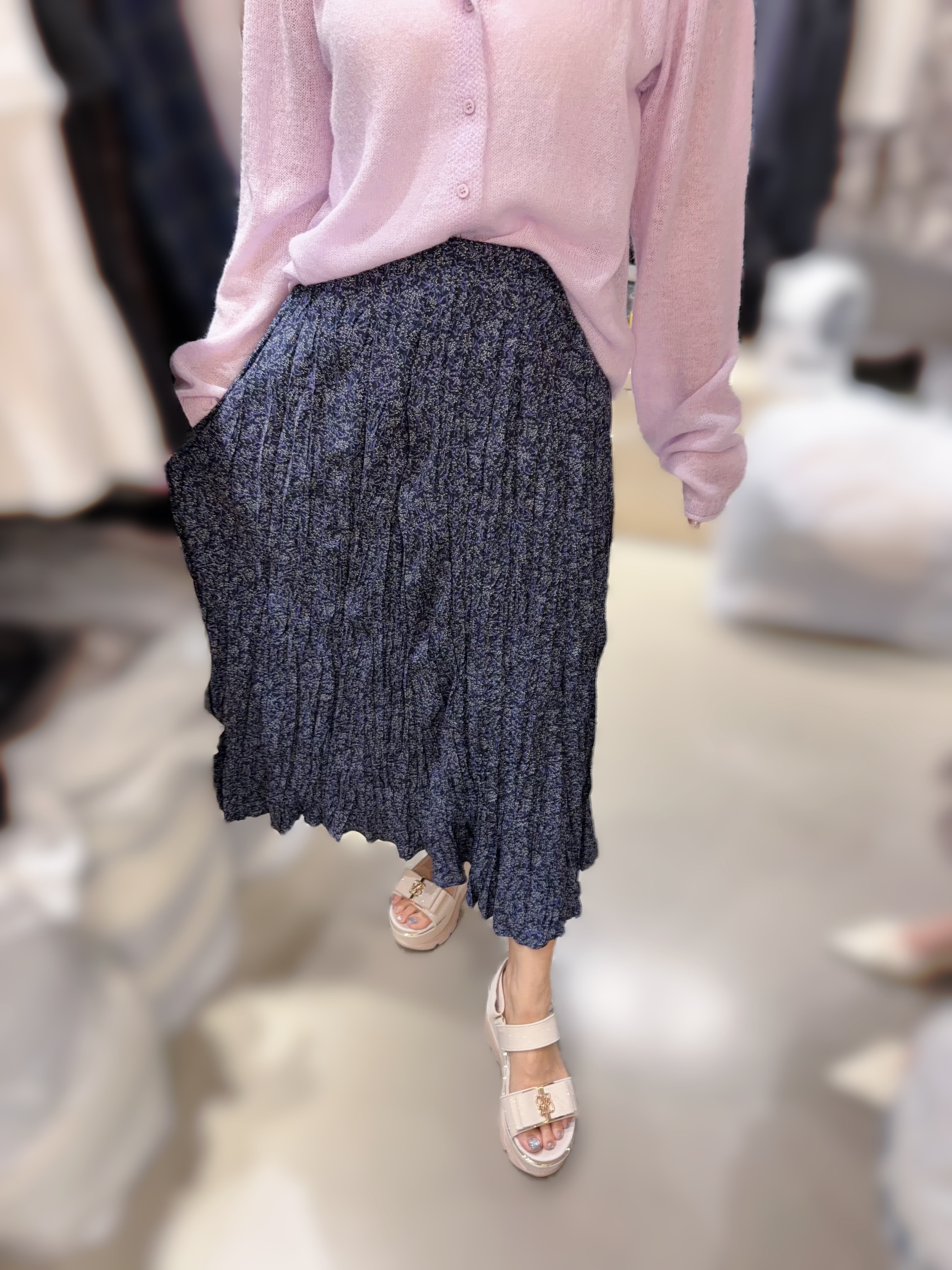 LD09 腰24-38 HIP50 長31 $469