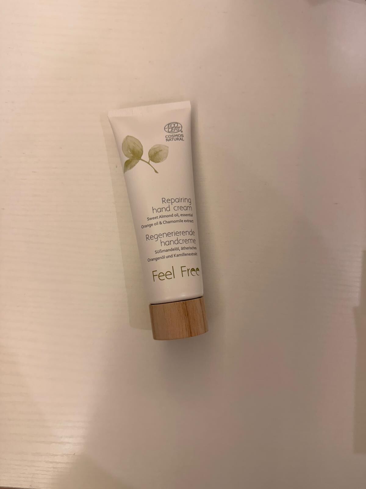 關鍵字CC8 – Feel free hand cream75ml優惠$99