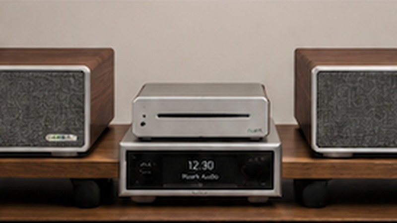 Ruark R-CD100 with 100 Series