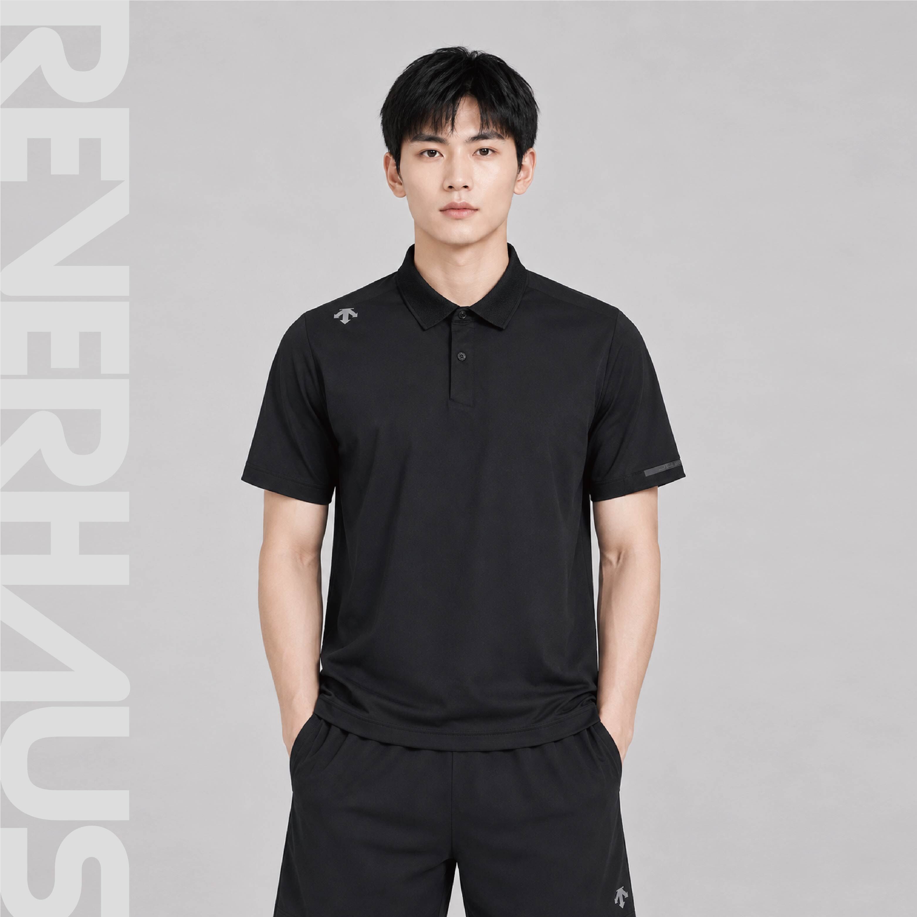 【 DESCENTE｜ 運彈性涼感POLO短TEE - 黑 】