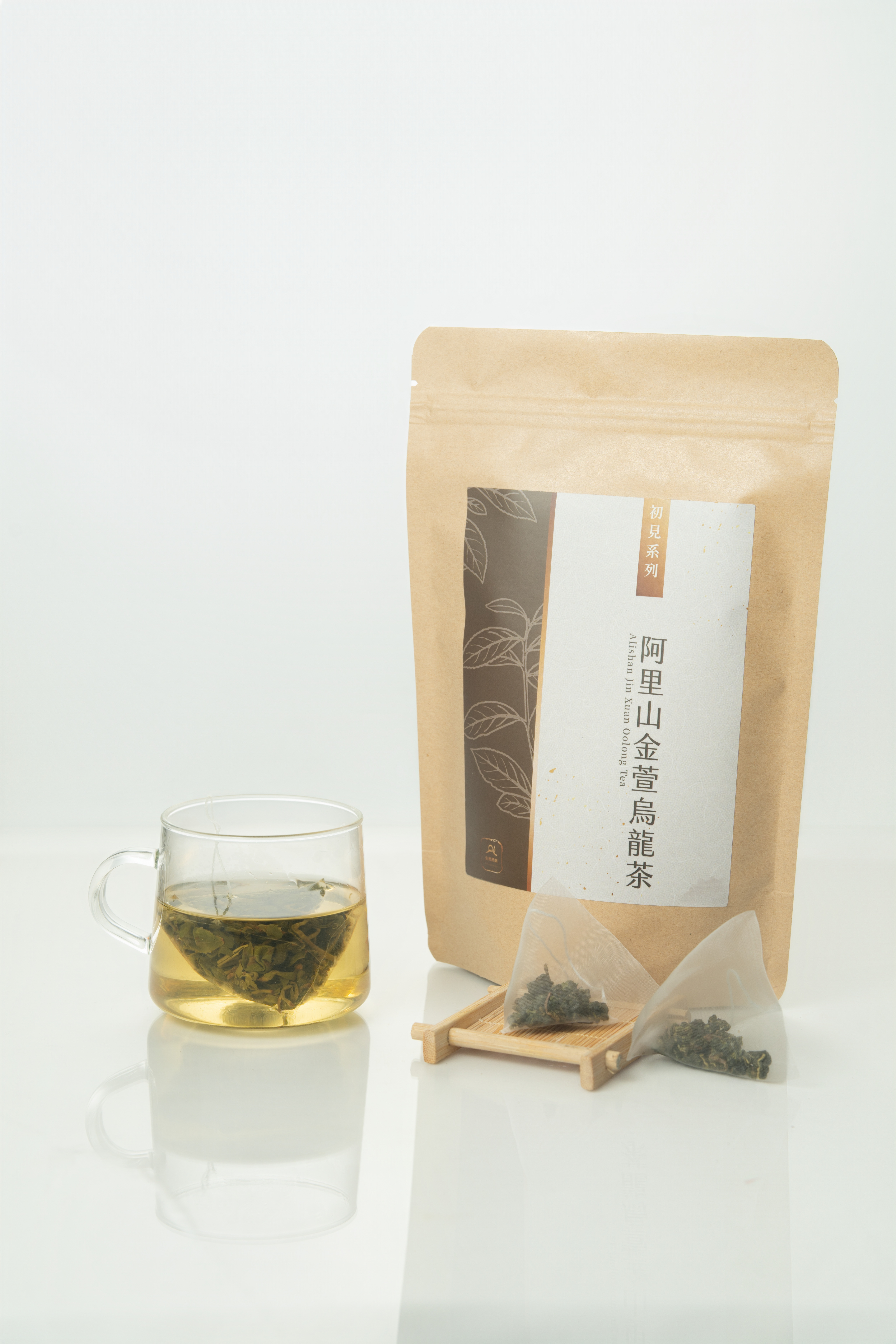 初見系列｜阿里山金萱烏龍茶