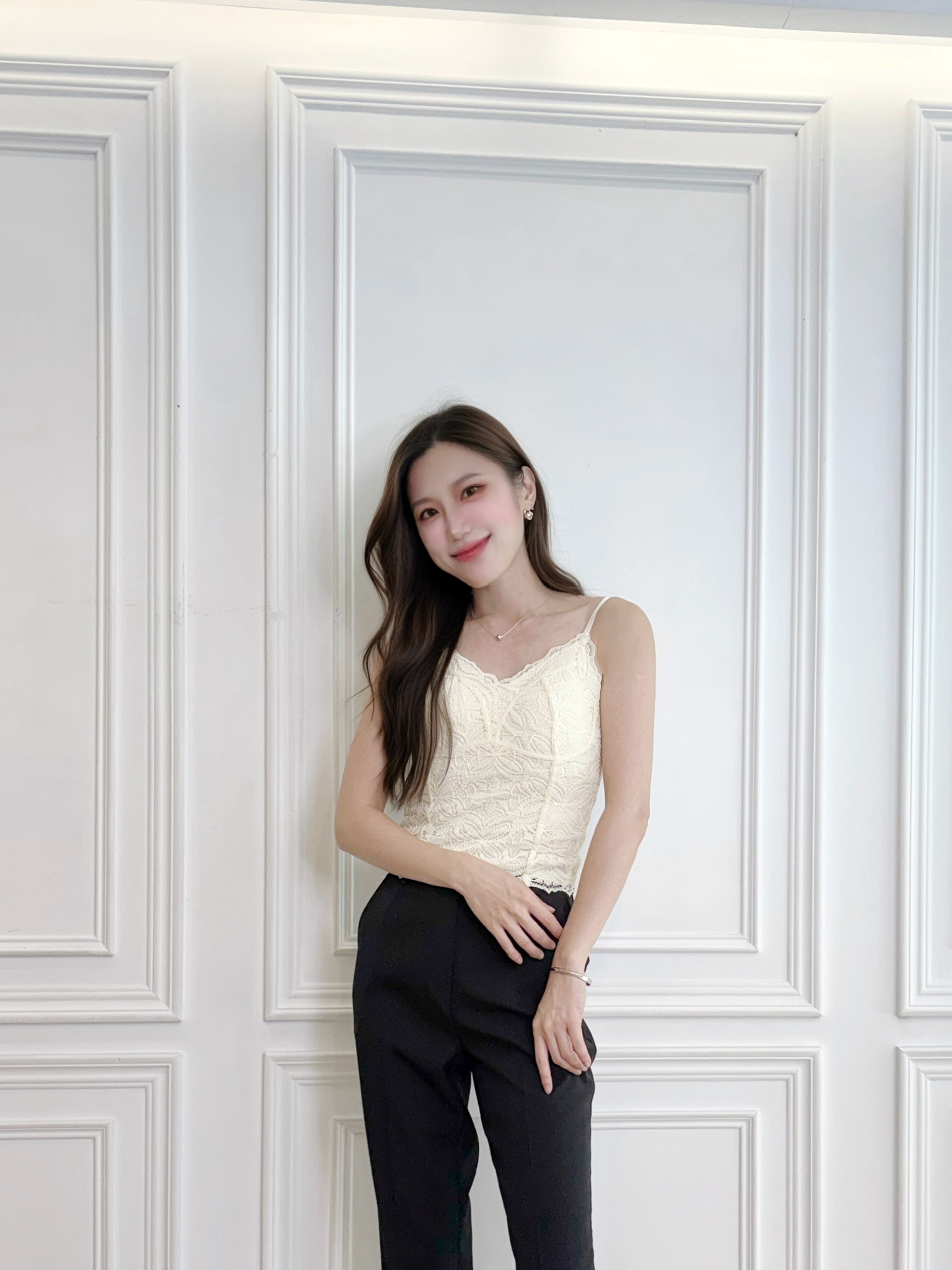 冰絲感蕾絲細肩帶Bra Top