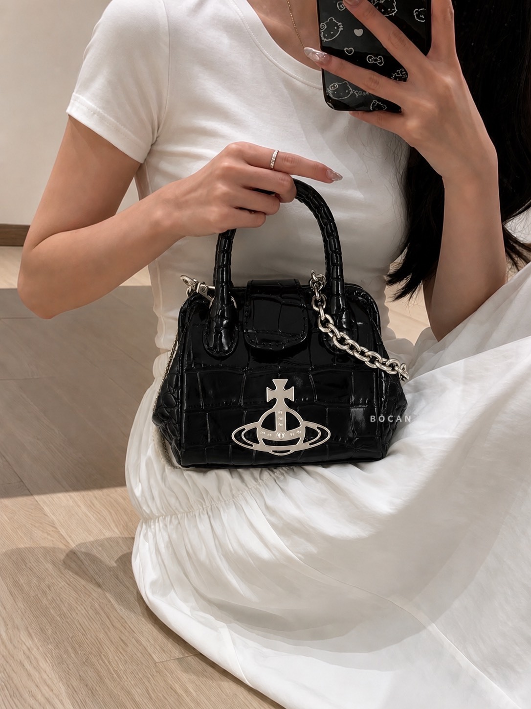 VIVIENNE WESTWOOD 西太后 PAMELA 26AW土星 鱷魚紋 迷你 鏈條 手提包