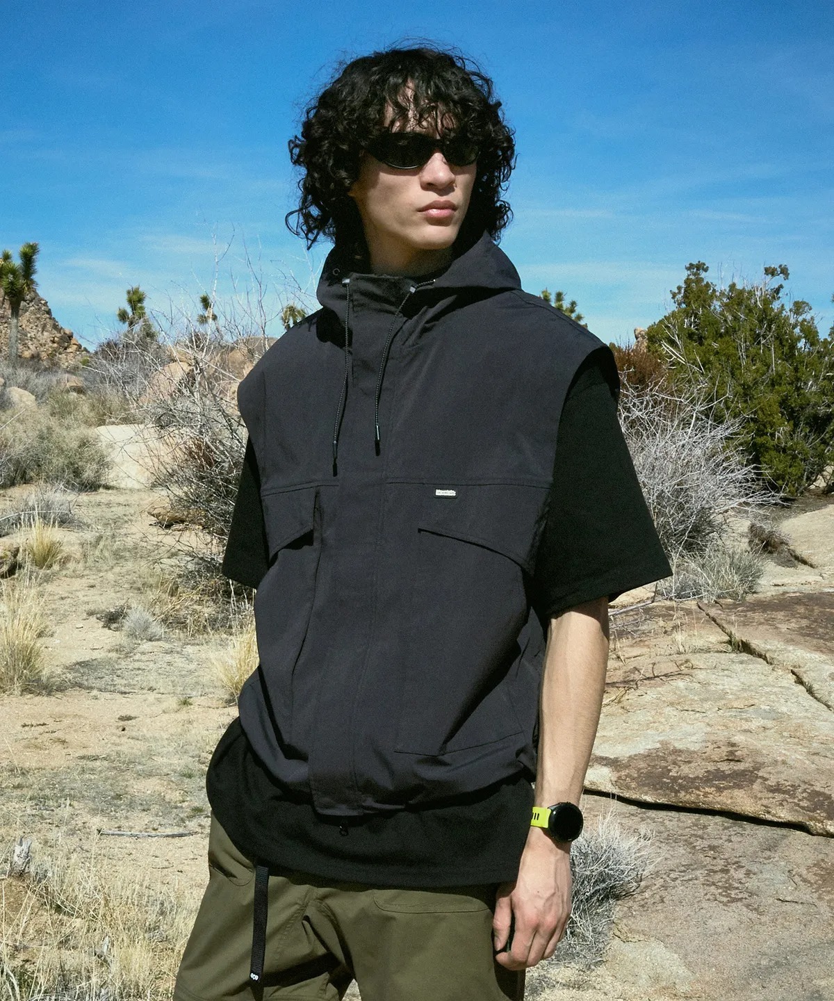 Fluke HIGH-HECK Hood Zip-Up Woven Vest FVT204