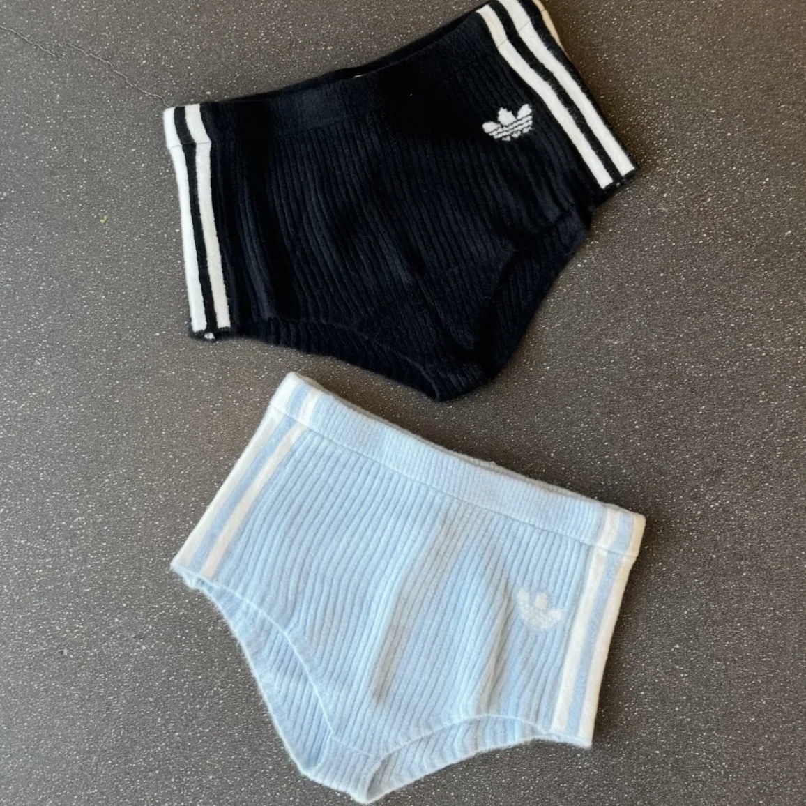ADIDAS ORIGINALS BY JENNIE 針織短褲 金珍妮 兩色 LD8934/LD8935