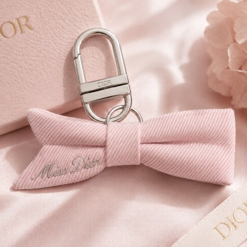 Dior Beauty 26年七夕限定贈品粉色牛仔布蝴蝶結鎖匙扣