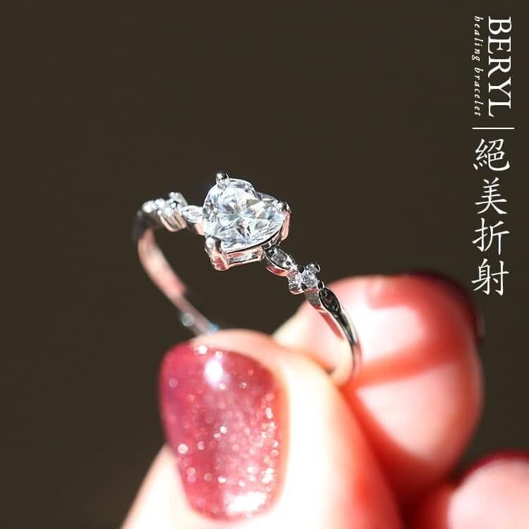 莫桑鑽綺麗心型純銀戒