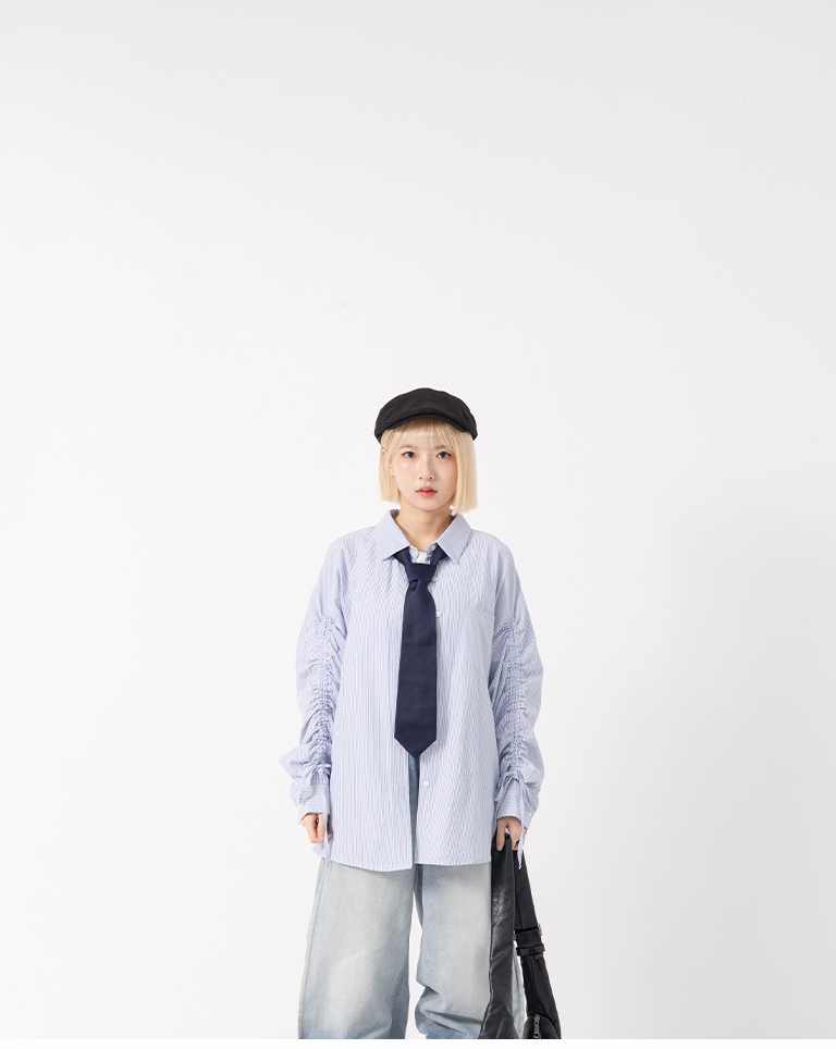 Oversized shirt with striped sleeves and drawstring tie details – available in two colors.【01025886】in stock+pre-order