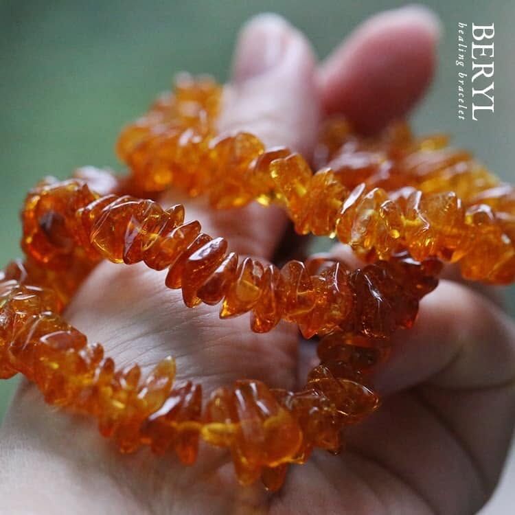 波蘭原礦隨形琥珀單圈手串