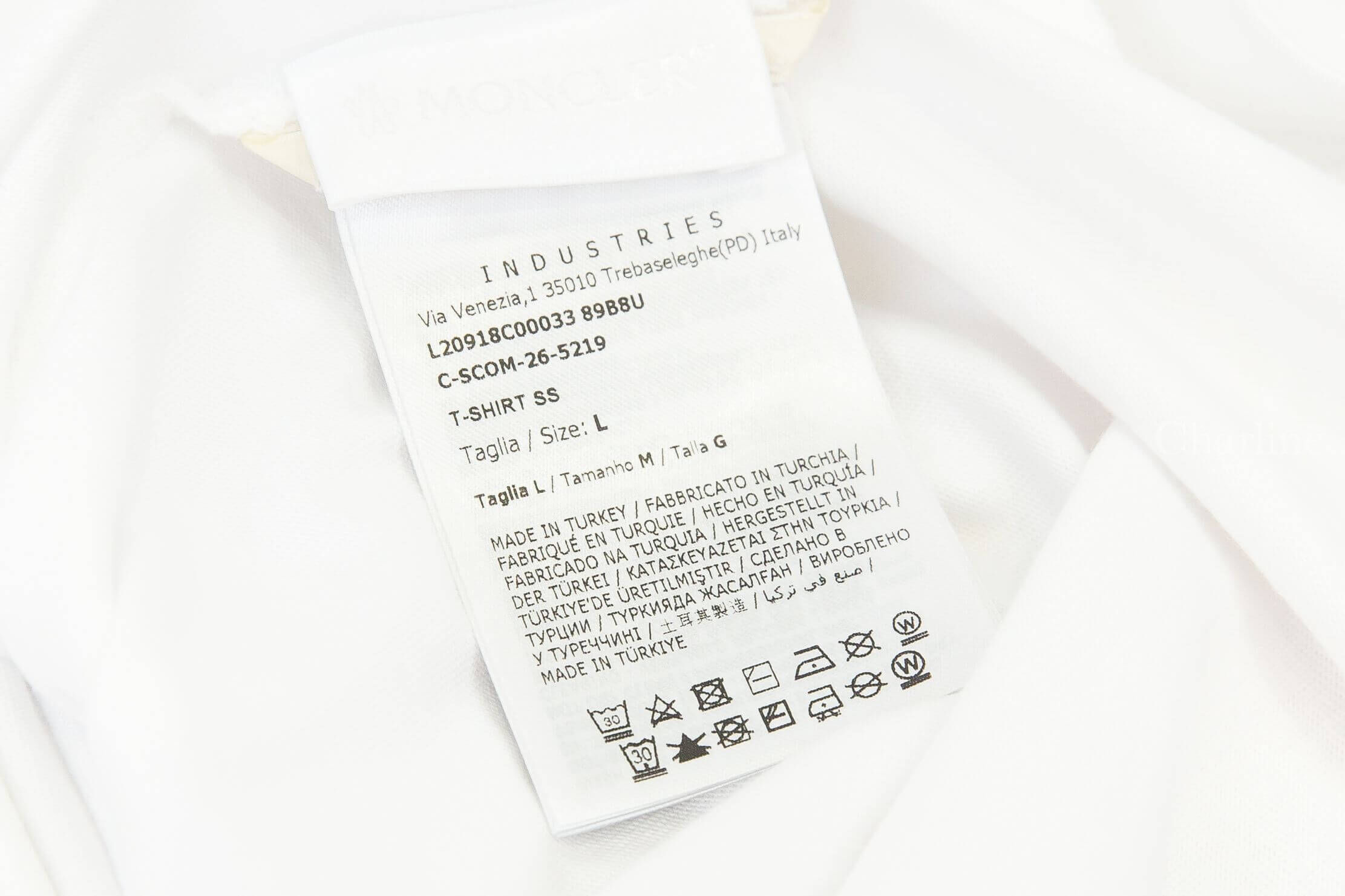 MONCLER 白色 Logo 印花圓領短袖 T-shirt 100% Cotton 成分與洗滌標籤，Charline Boutique 實拍