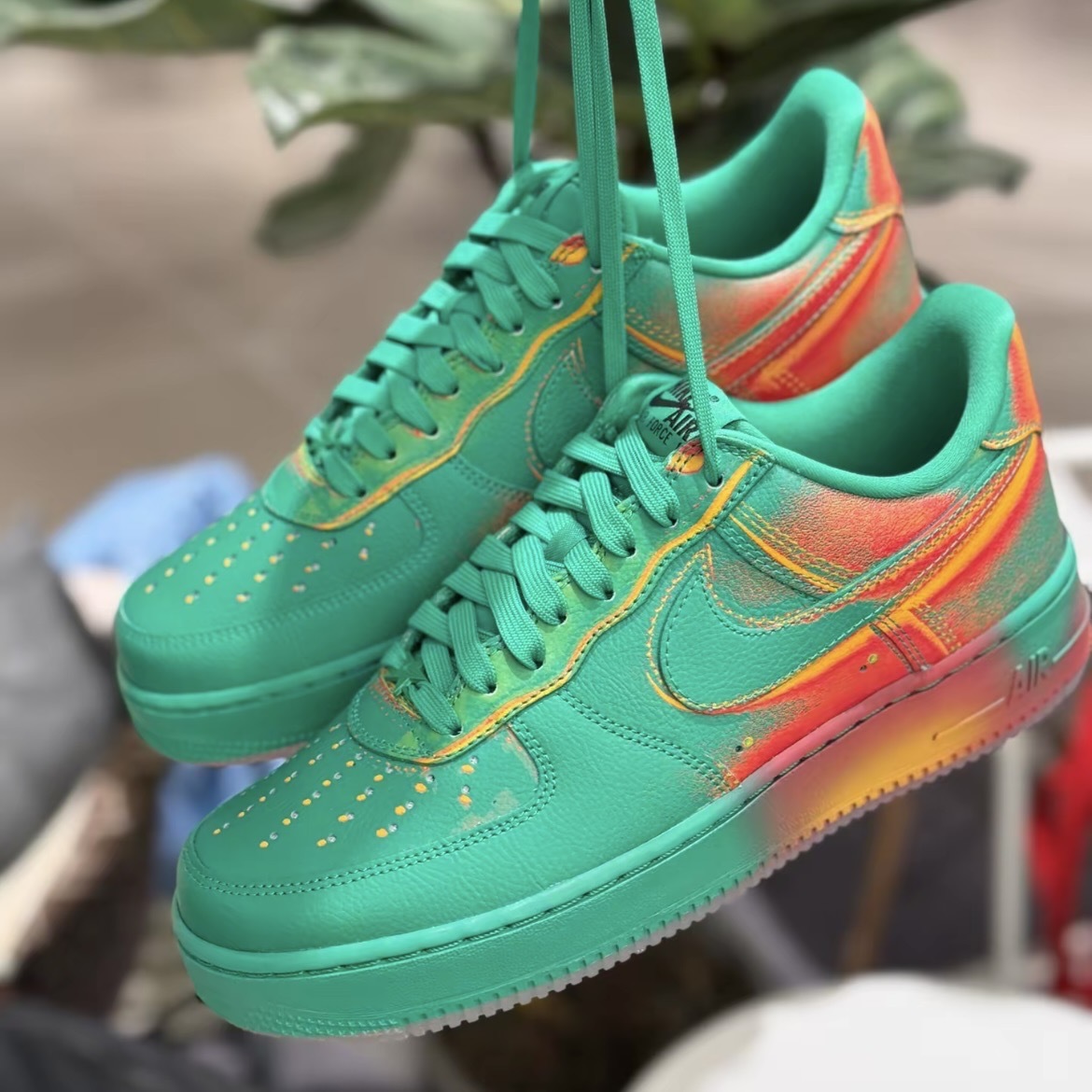 NIKE AIR FORCE 1 LOW RETRO 綠橘 漸層 皮革 休閒鞋 IB6834-300