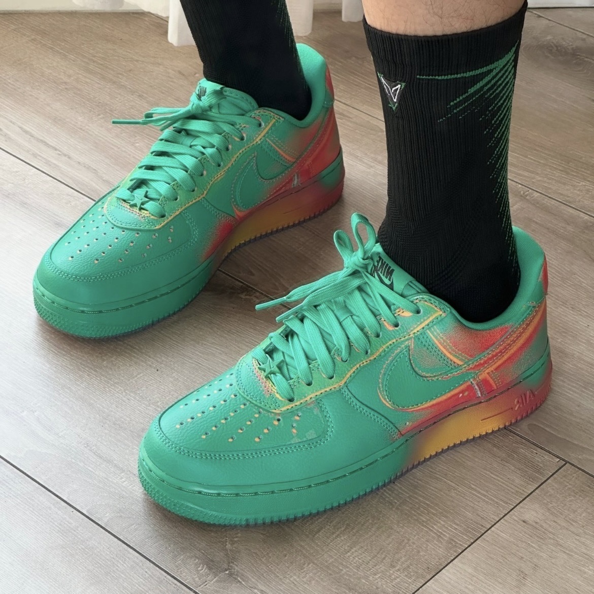 NIKE AIR FORCE 1 LOW RETRO 綠橘 漸層 皮革 休閒鞋 IB6834-300
