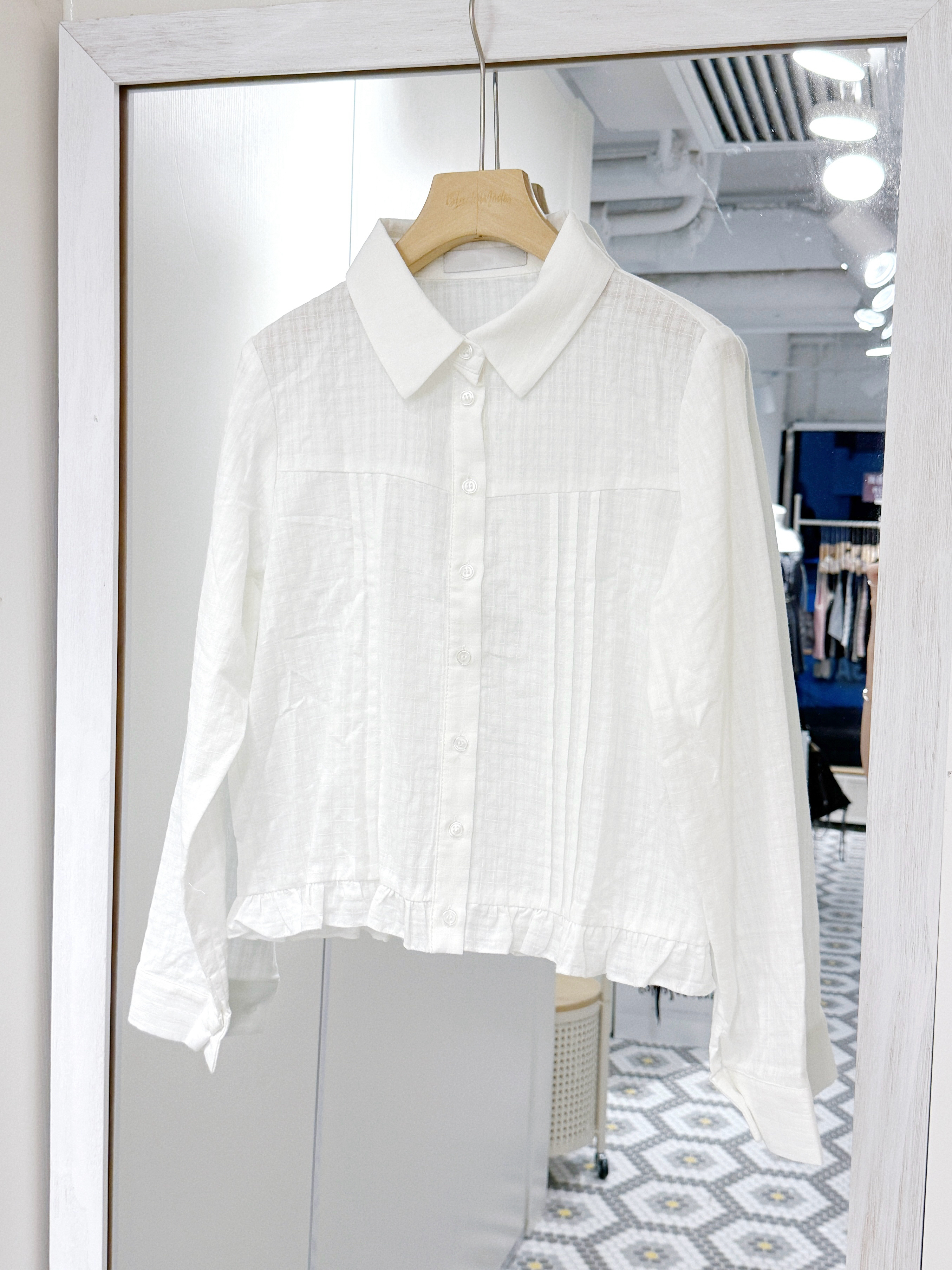 T1652｜ 暗格紋Polo領ruffle邊長袖裇衫上衣 𐙚⋆°｡⋆♡