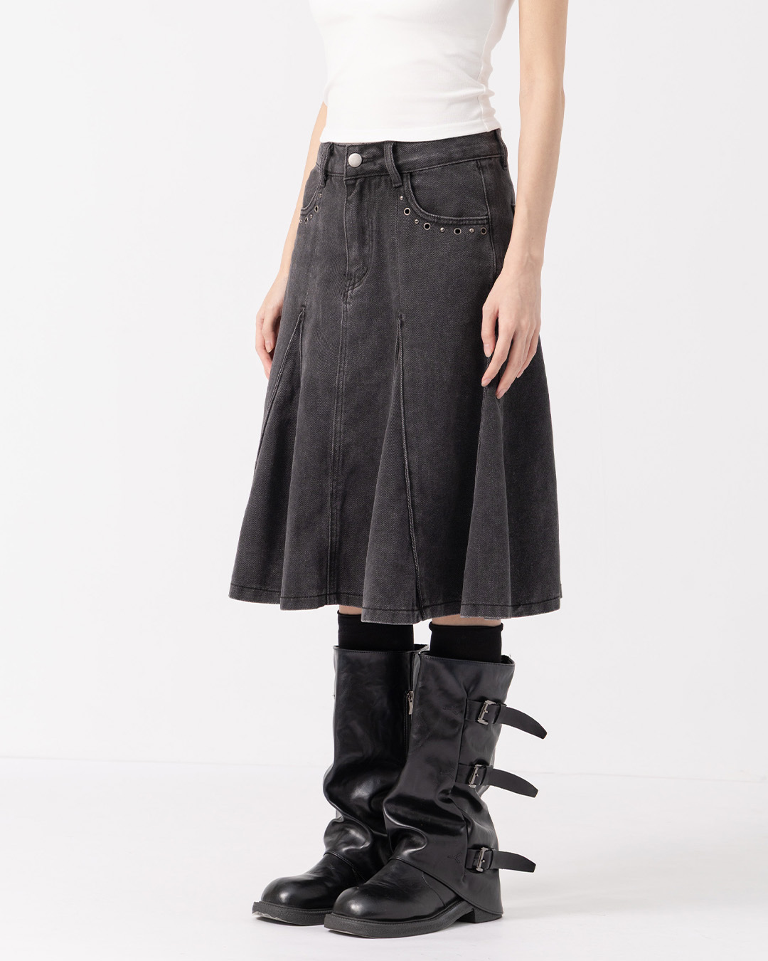 Rivet and Eyelet Detail Washed Denim Midi Skirt (S/M/L)【03030268】in stock+pre-order