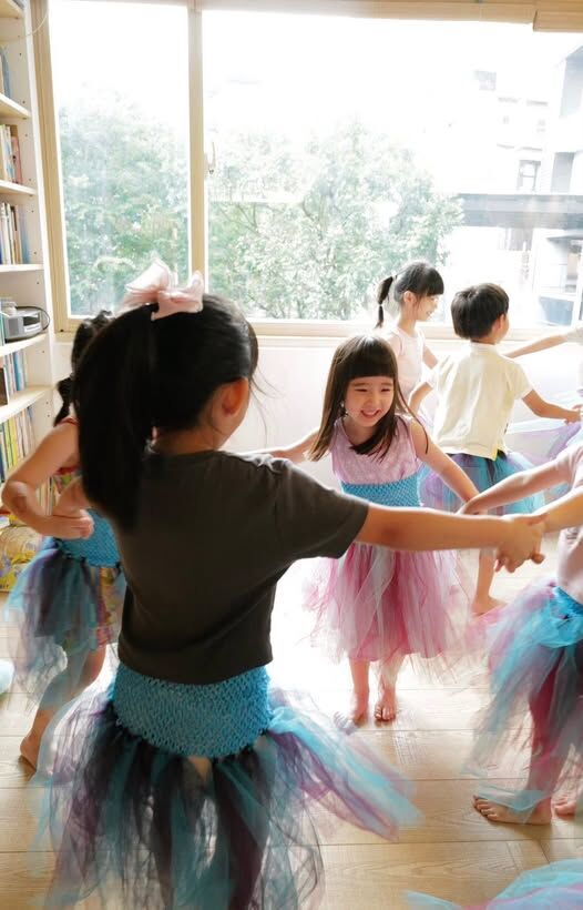 【親子服裝設計工作坊】《冰雪奇緣》夢幻澎裙與魔法斗篷