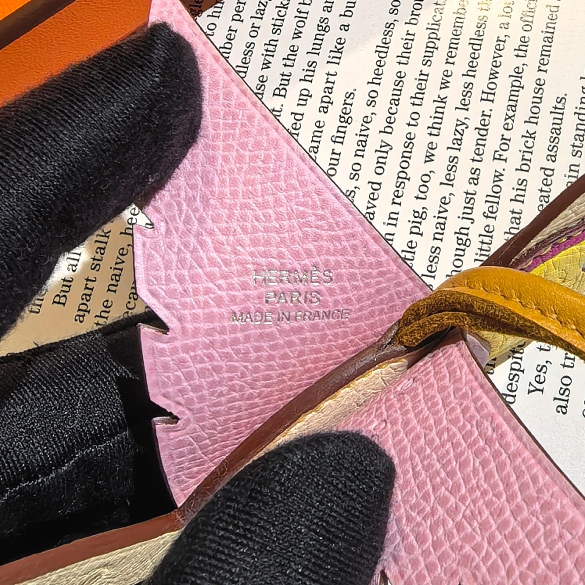 全新HERMES Birdy 小鳥掛件 粉色Epsom拼黃色/米色鴕鳥皮 愛馬仕手袋吊飾, #BRAND NEW #香榭站正品