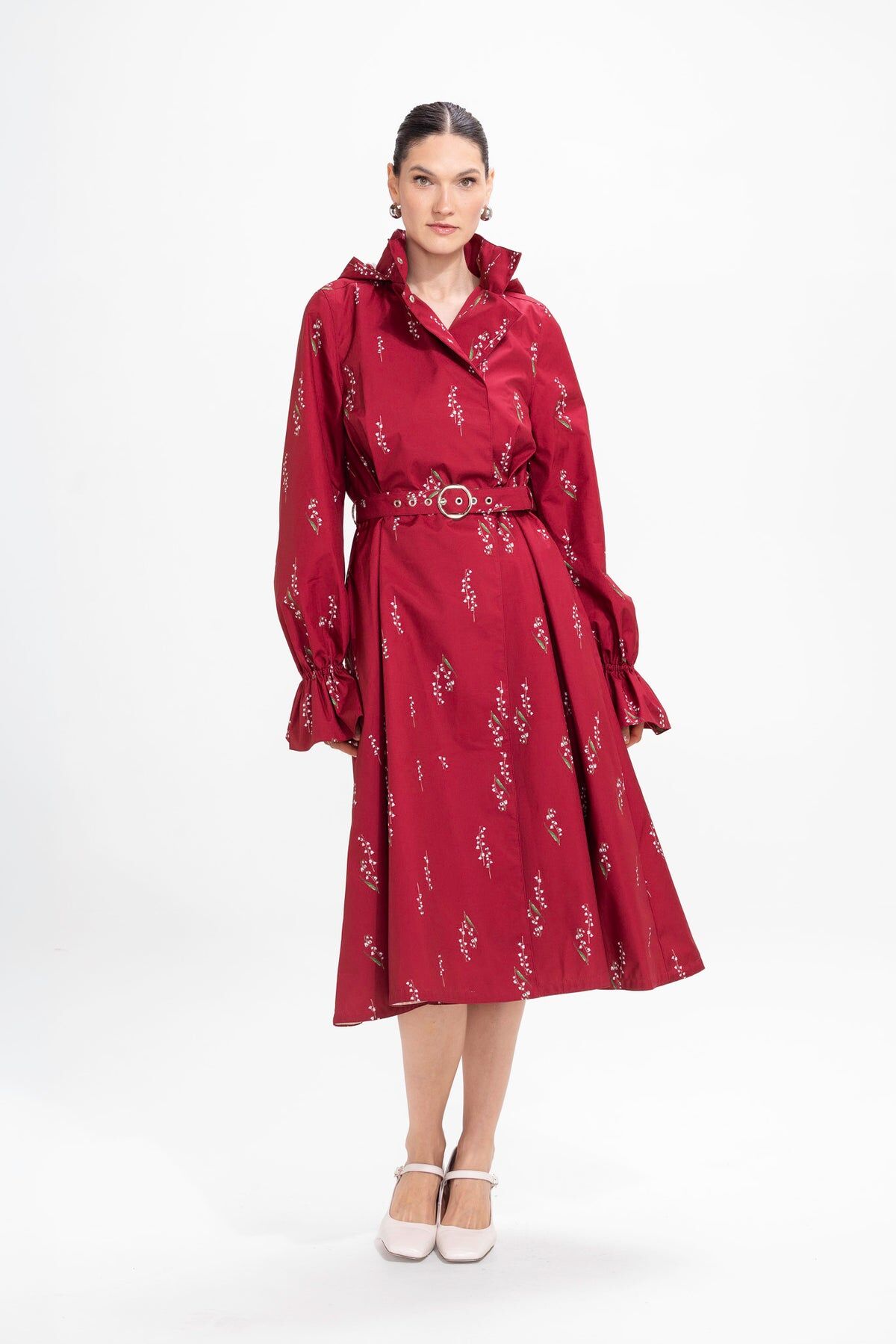 1RS0905-009 [RAINSISTERS] Summer Season Detachable Hood Double Breasted Trapeze Coat With Pleats Crimson Red With White Floral Print #L-CRLI (EU)