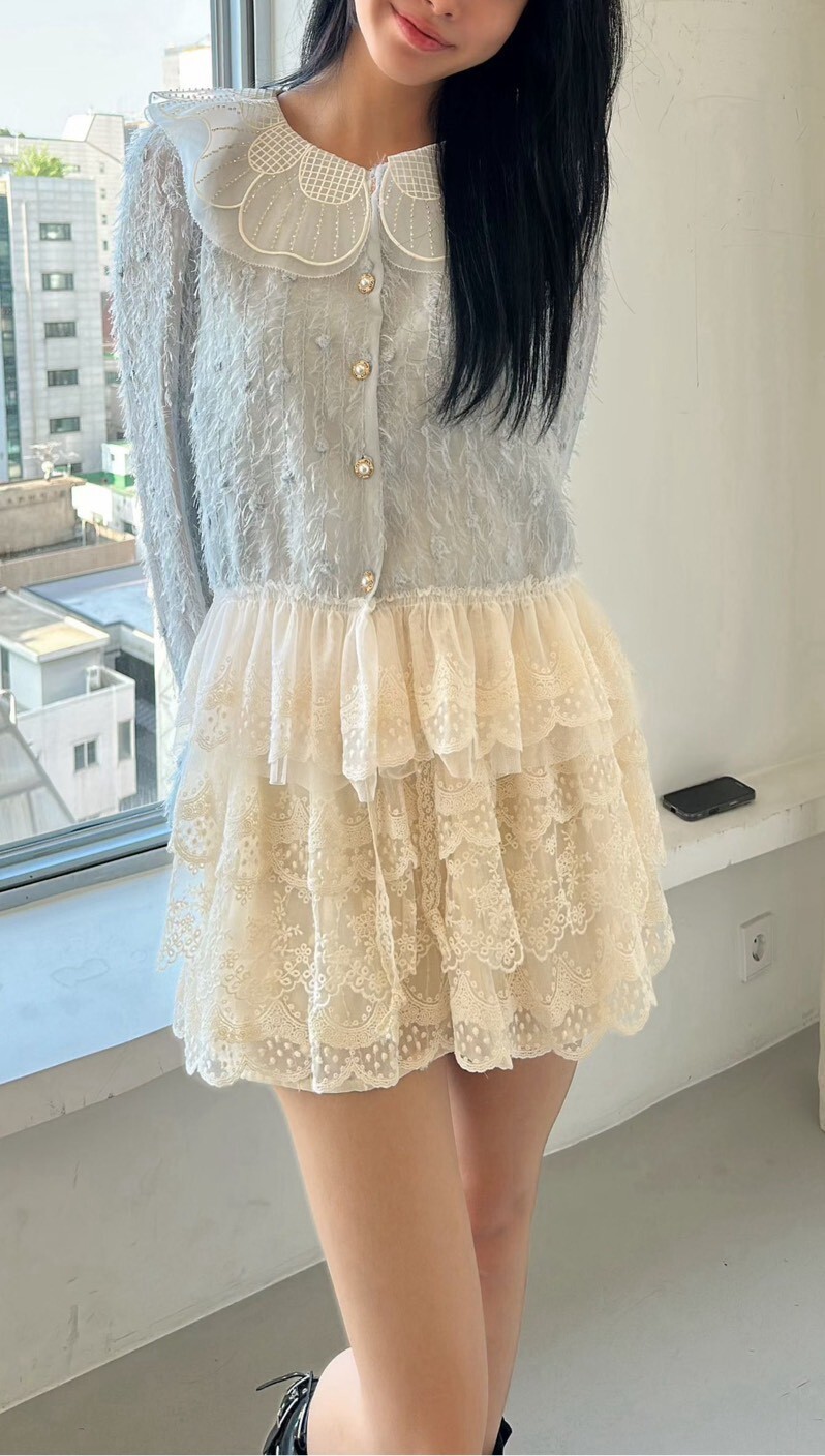 白花瓣領蕾絲襯衫