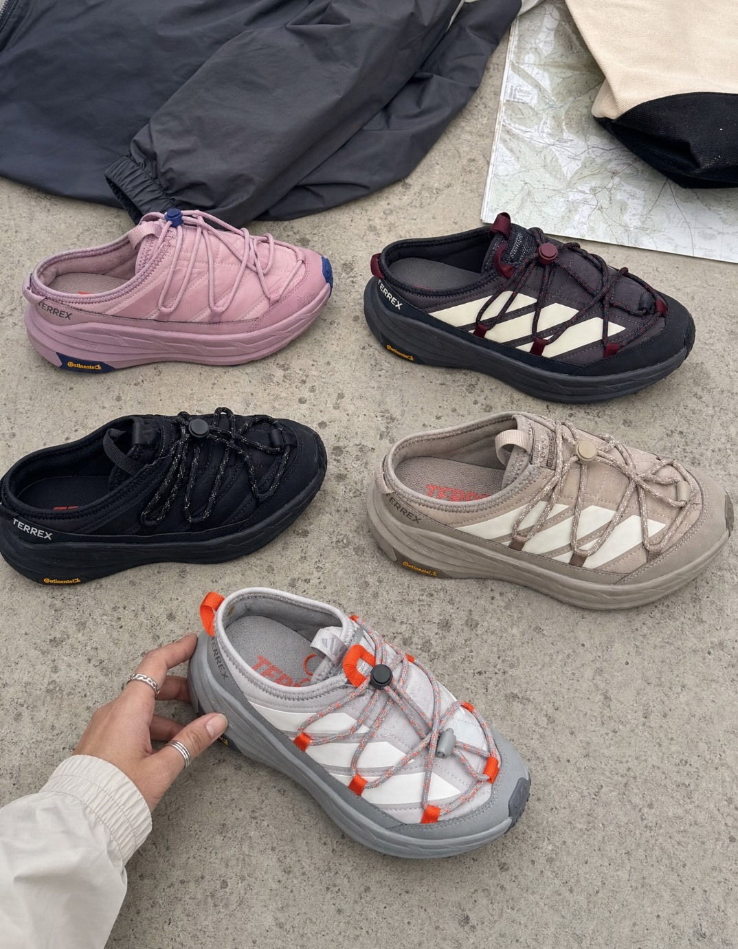 【APAIR】預購 ADIDAS TERREX FREEHIKER LT MULE 麵包拖 穆勒鞋 卡其 灰白 粉 全黑 暗紫 KH5332 KH5331 KH5329 KH5330 LA2102