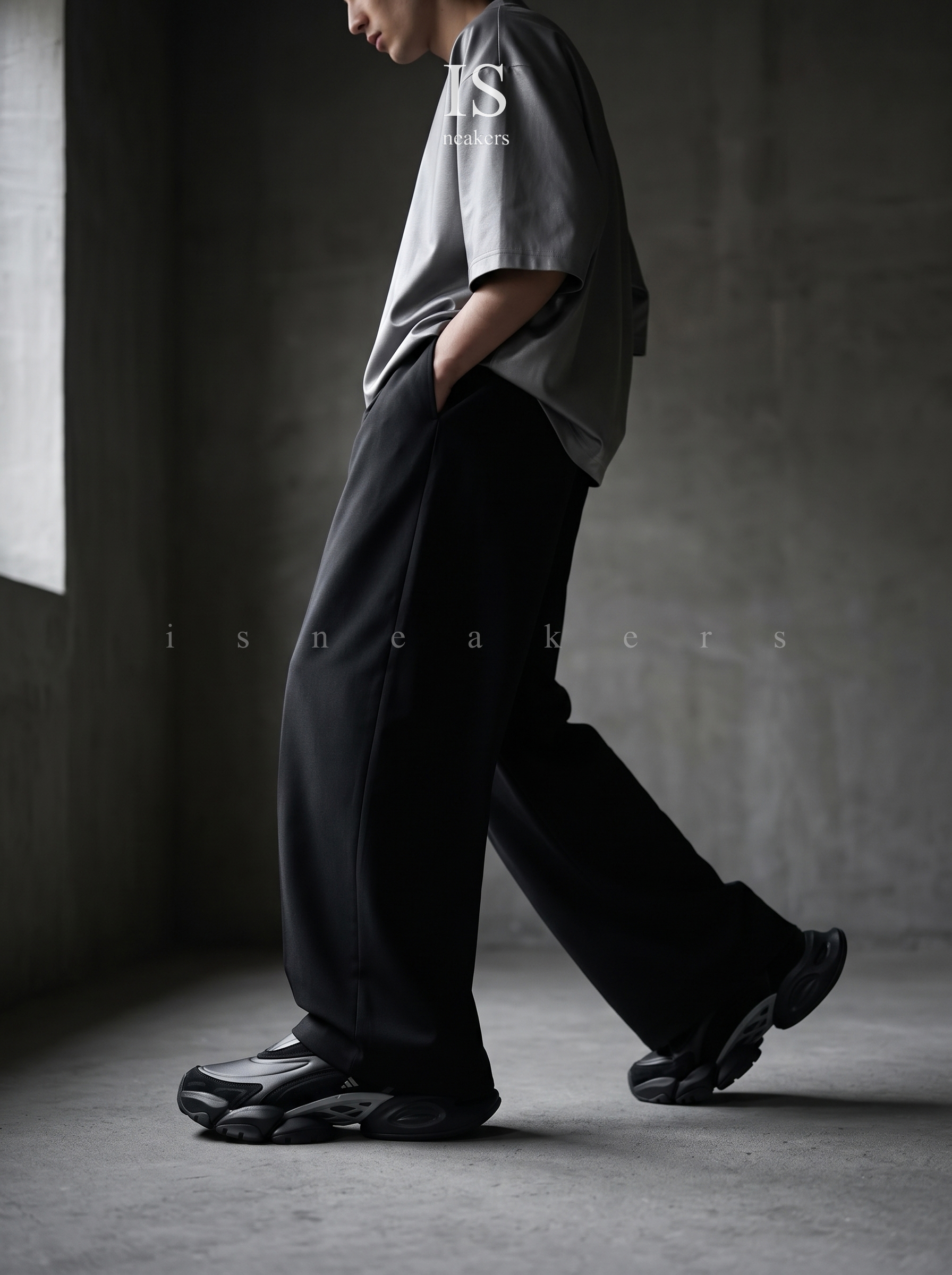 iSNEAKERS｜Adidas XLG Runner Mule FOS "Leather Black" 皮革黑 機甲鞋 穆勒鞋 LC3789
