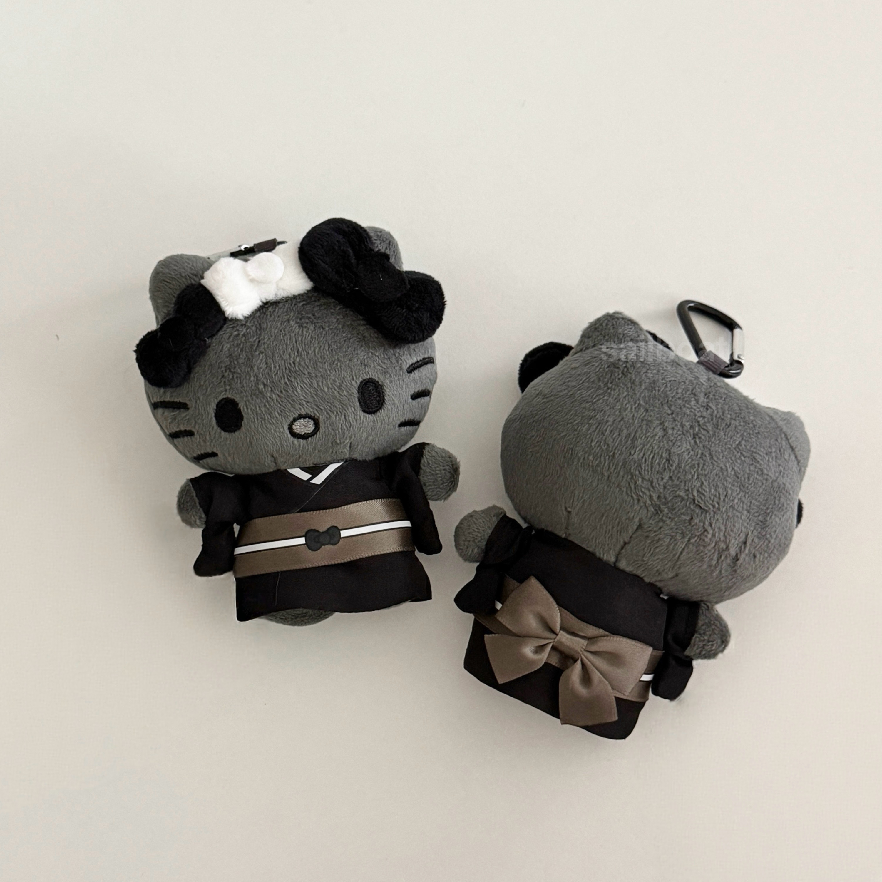 #現貨 🇯🇵日本 限定聯名 黑武士Kitty 凱蒂貓 吊飾