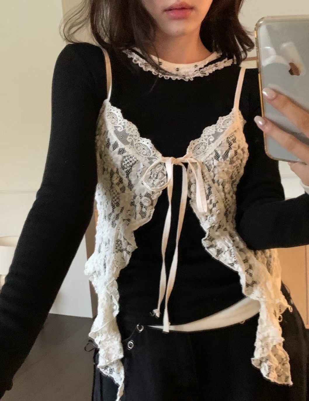 吊帶蝴蝶飄蕾絲背心