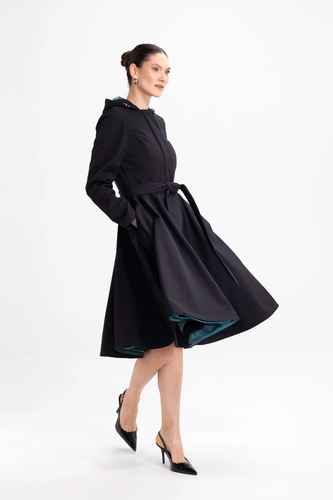 1RS0905-037 [RAINSISTERS] Mid-season Fit And Flare Coat With Full-Circle Skirt In Black and Emerald Green Deep Emerald #S-DEEM (EU)