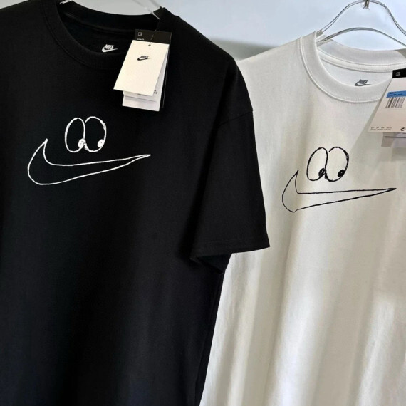 NIKE限定 Hand-Drawn “Draw Your Swoosh” TEE #2608