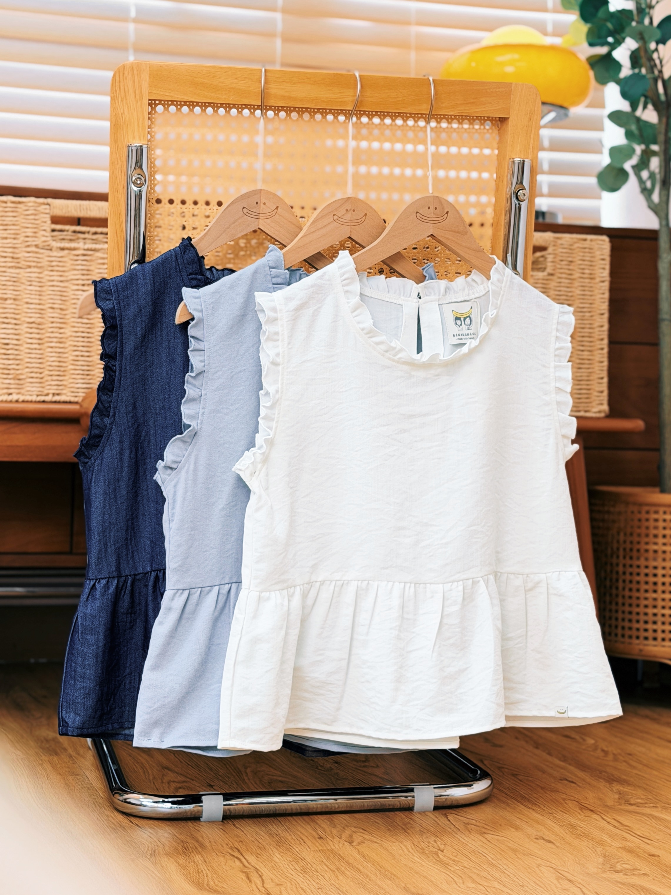 三色 / 荷葉邊傘擺竹節棉背心 / Slub Cotton Ruffle-Trim Peplum Top