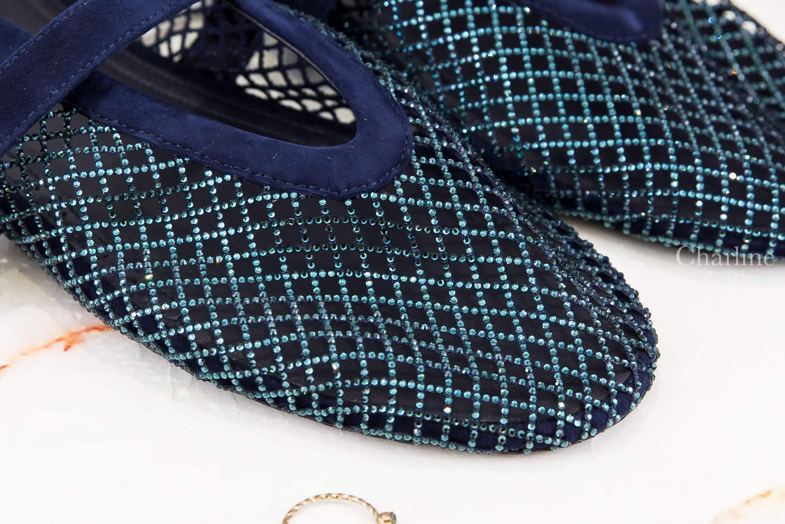 Alaïa Ballet Flats In Fishnet 藍色水鑽簍空漁網狀麂皮平底芭蕾舞鞋