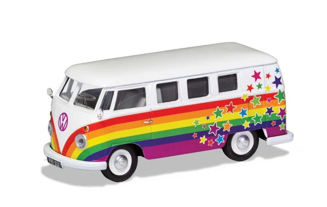 Corgi CC02731 1:43 scale Volkswagen Campervan - Peace Love and Wishes
