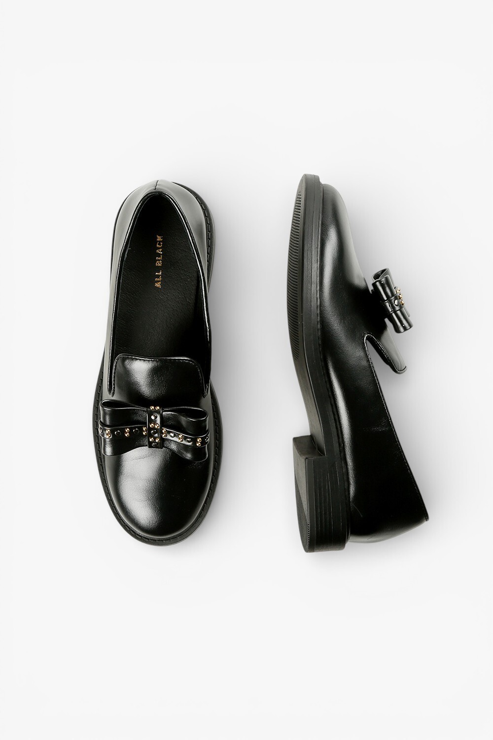 Stud Bow