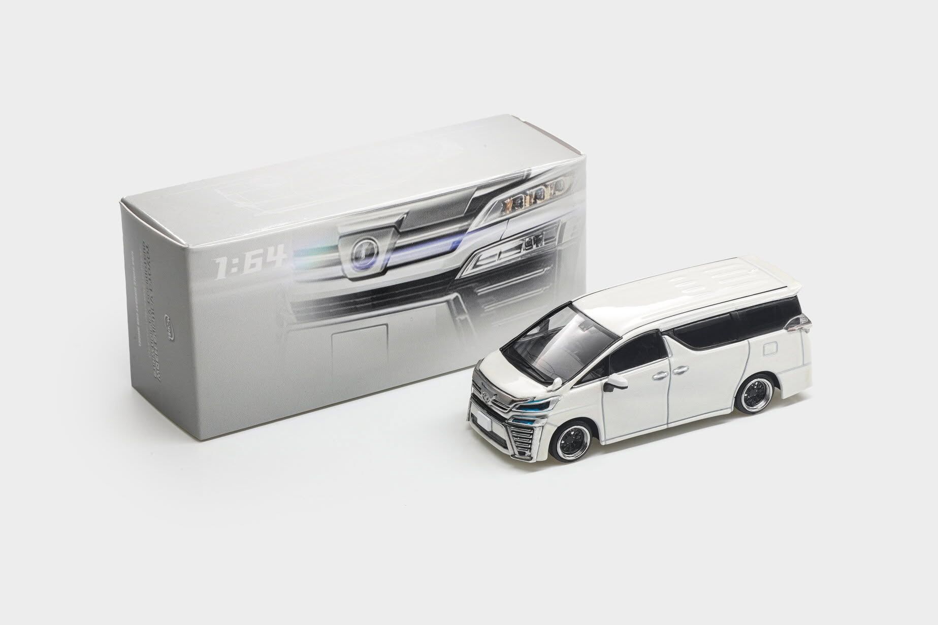 預訂:1/64 Model Model Toyota Vellfire H30W customized Version White (MM64-Vellfire-002)