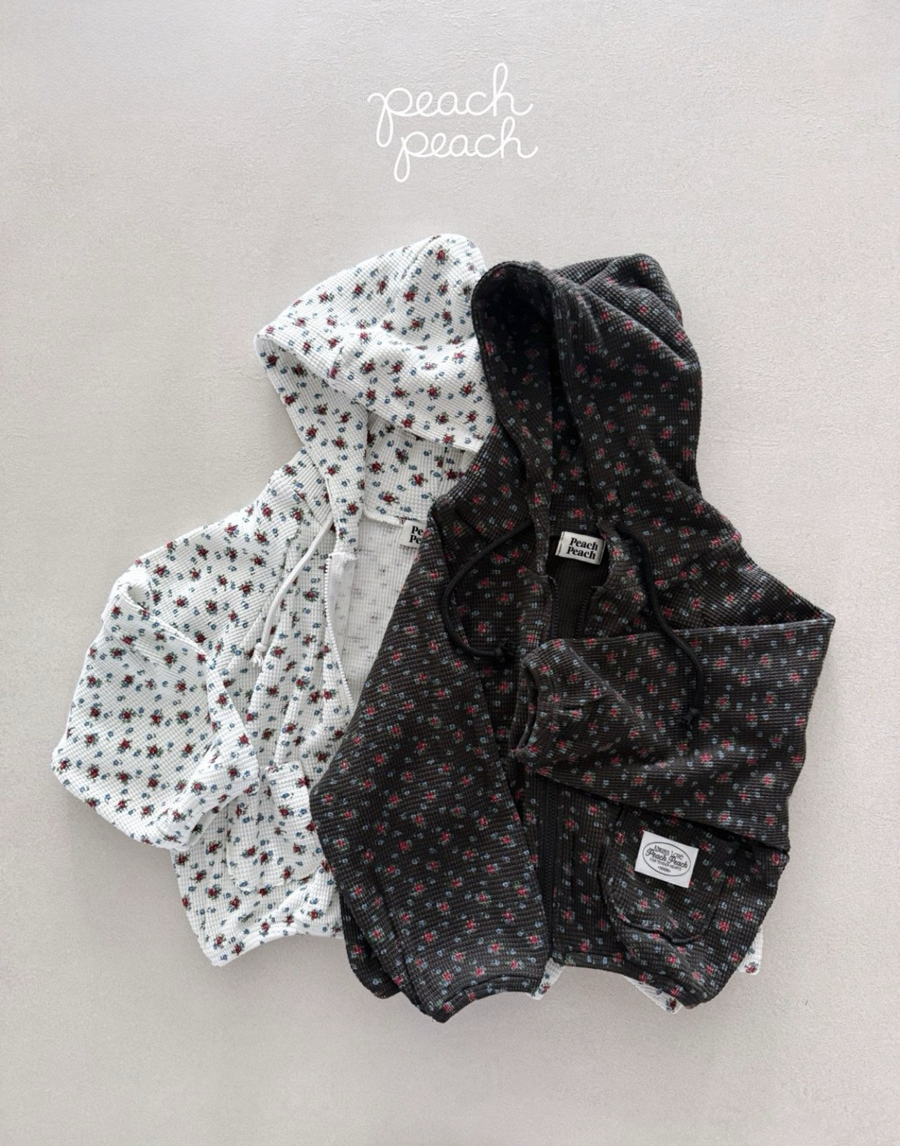 PEACH PEACH Patterned Zip-Up Hoodie