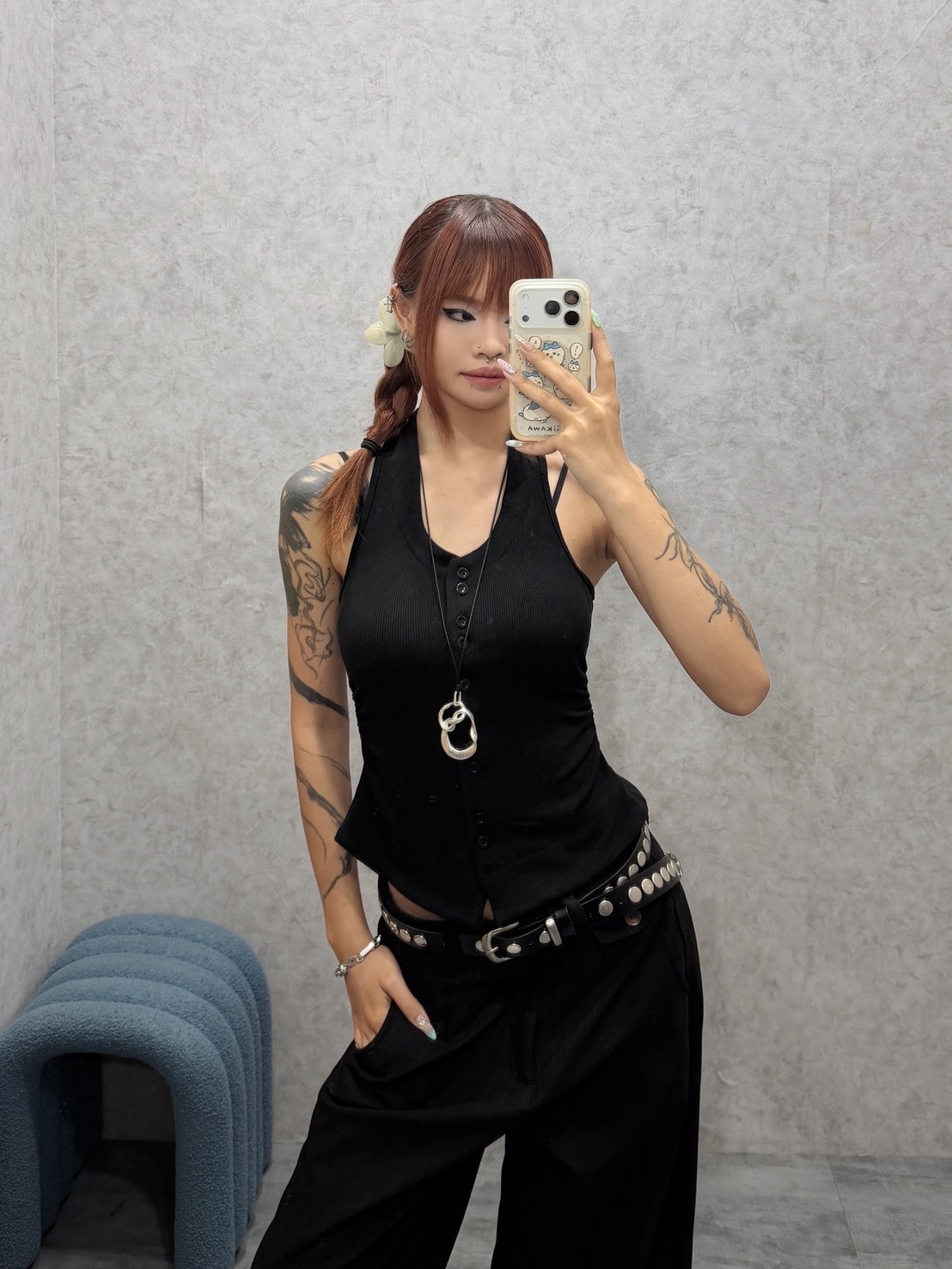 RACERBACK MULTI-BUTTON SLIT HEM HALTER TANK TOP