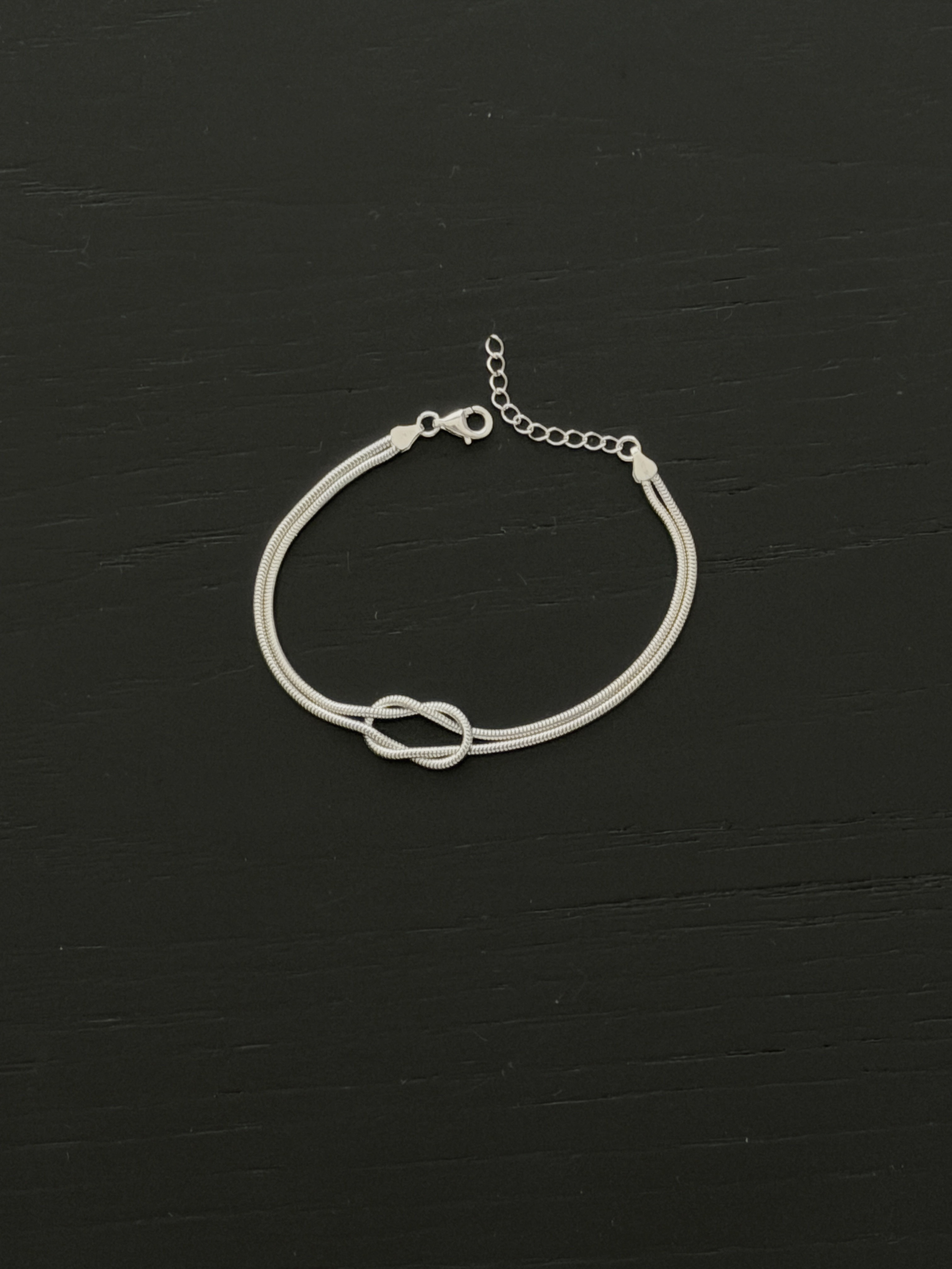 KNOT