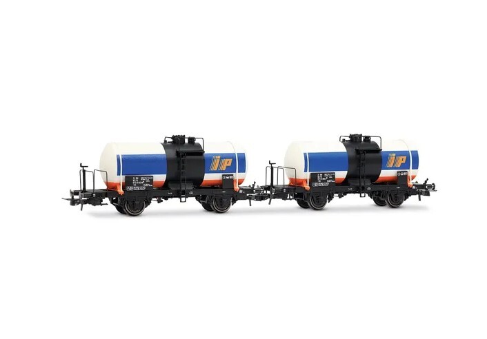 Rivarossi HR6709 HO scale FS, 2-unit pack of 2-axle tank wagons "IP", without brakeman's cab